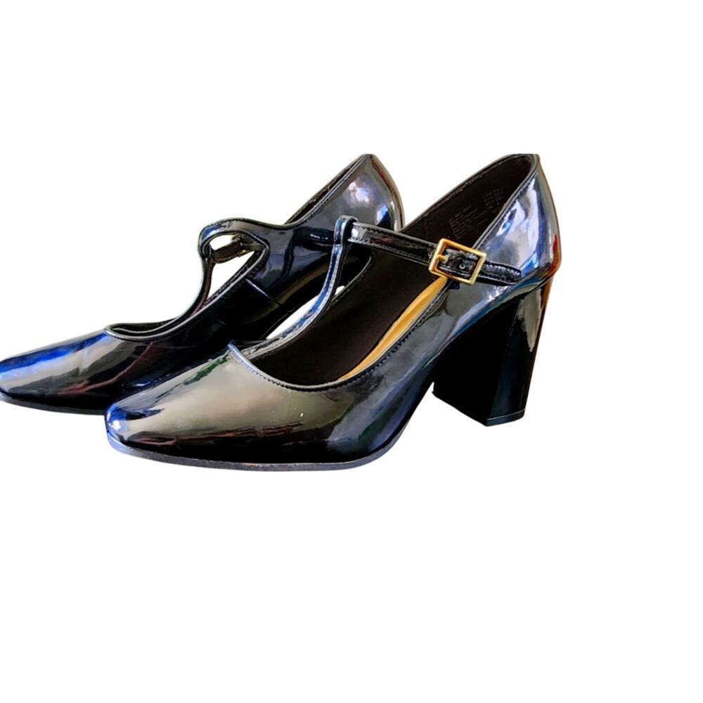 Fiomi Women's Black Wedge Heels With Ankle T-Strap  Buckle Size 7.5